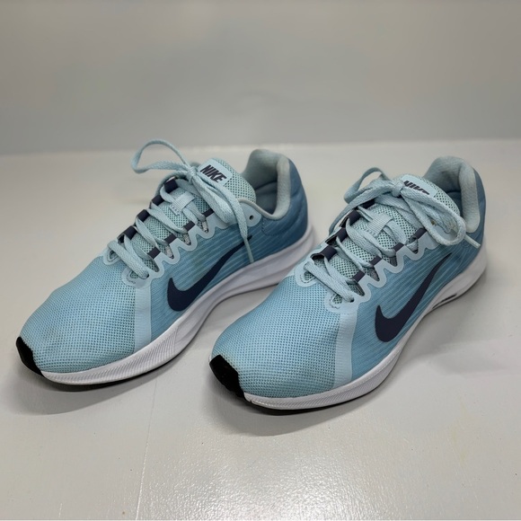 Nike Shoes - Women’s Nike downshifter 8 running shoe size 7.5